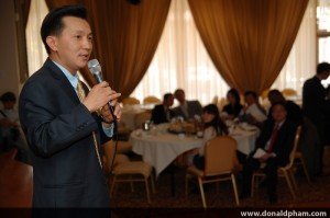 8.3.10_Joseph Cao speaking tp crowd